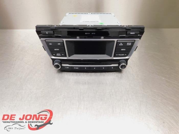 Radio d'un Hyundai I20, Autos : Pièces & Accessoires, Électronique & Câbles, Hyundai, Utilisé, 3 mois de garantie, Enlèvement ou Envoi