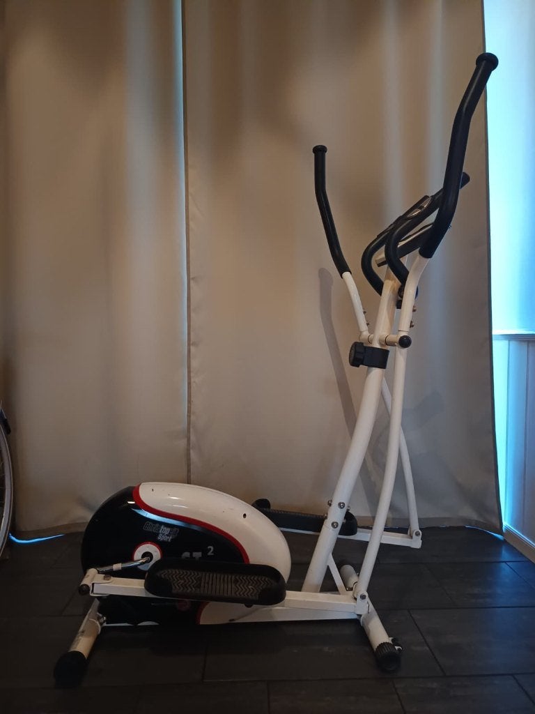 Hometrainer ,Christopeit Sport fitnesstoestel met display, Sport en Fitness, Ophalen, Armen, Zo goed als nieuw, Metaal
