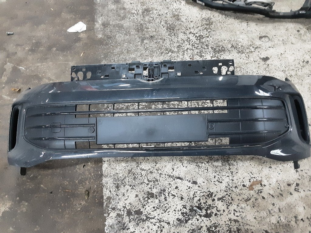 PARE-CHOCS AVANT Volkswagen Tiguan (CT1) (571807221), Pare-chocs, Volkswagen, Mevr. I. Hauben, Utilisé