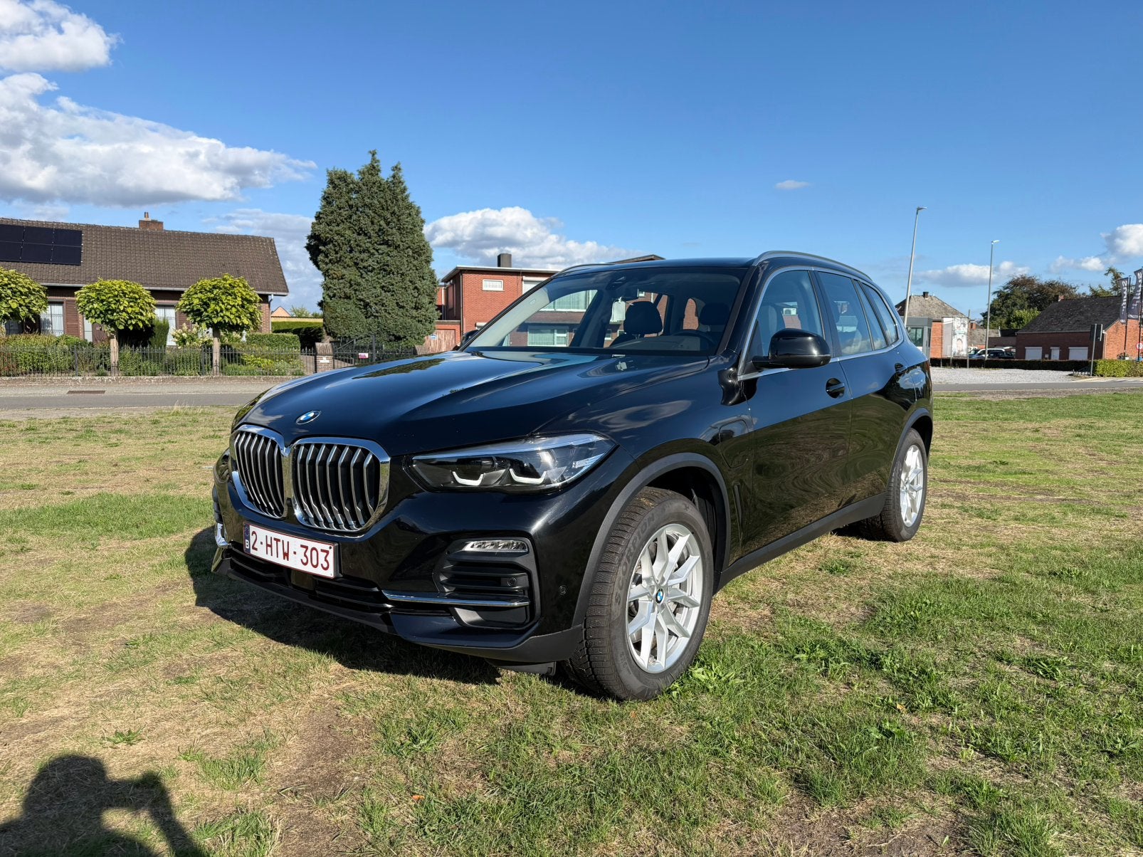 BMW X5 45e /caméra 360/Carplay/suspension pneumatique, Autos, Achat, Carnet d'entretien, Noir, 5 portes