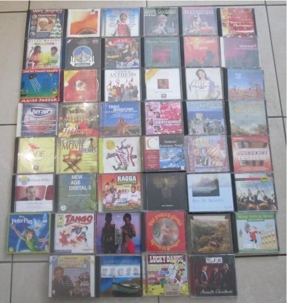 50 CD originaux avec une variété de musiques du monde, CD & DVD, CD | Musique du monde, Comme neuf, Enlèvement ou Envoi