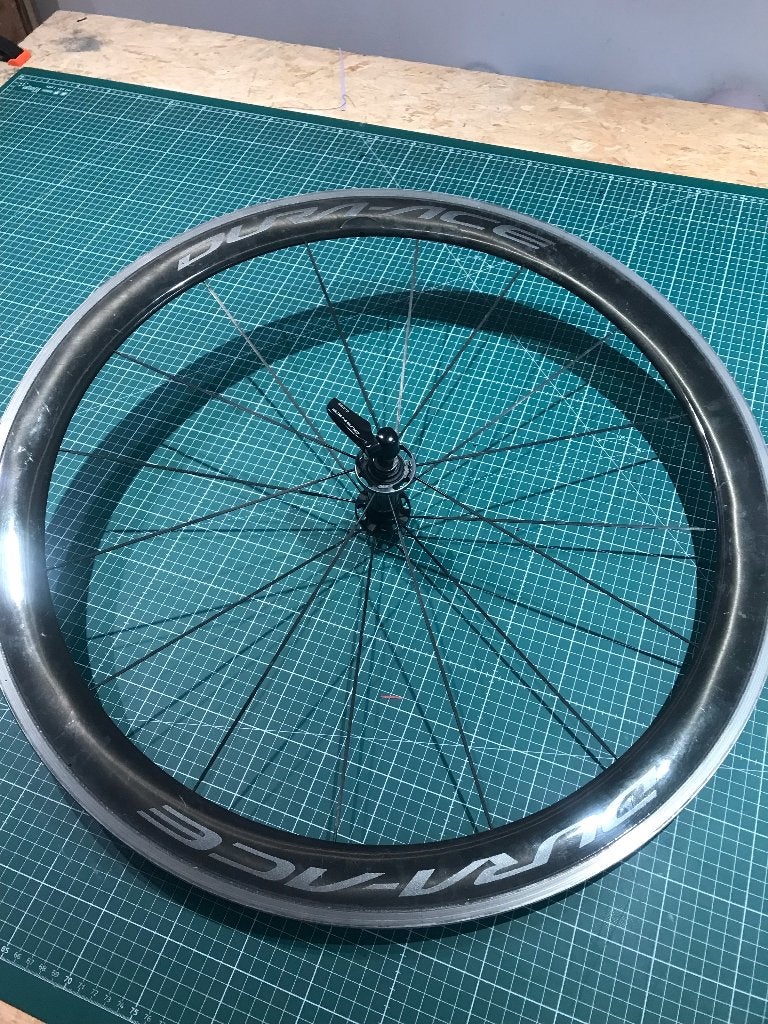 Roue avant shimano Dura Ace wh-r9100 carbon, Enlèvement ou Envoi, Comme neuf, Roue, Carbone