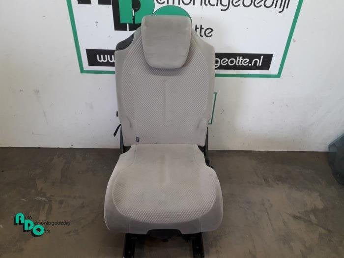 Siège arrière d'un Citroen C4 Grand Picasso (C4 Grand Pica, -, 3 mois de garantie, Utilisé, -