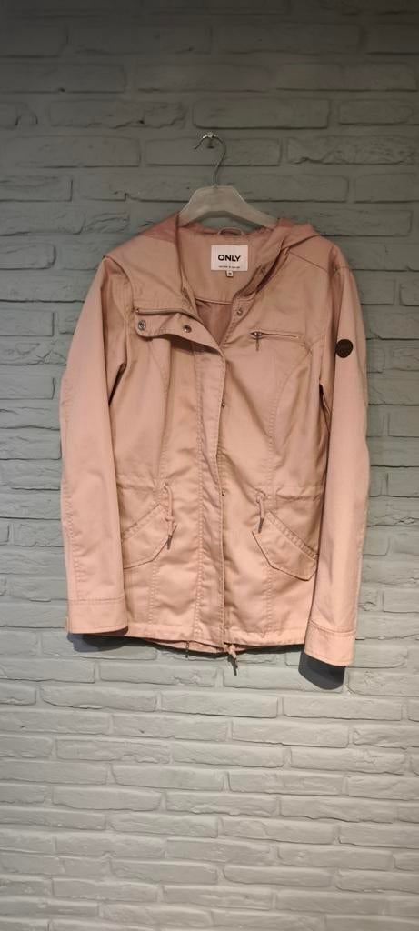 Parka van ONLY maat XS slecht 1x gedragen., Ophalen of Verzenden, Maat 34 (XS) of kleiner