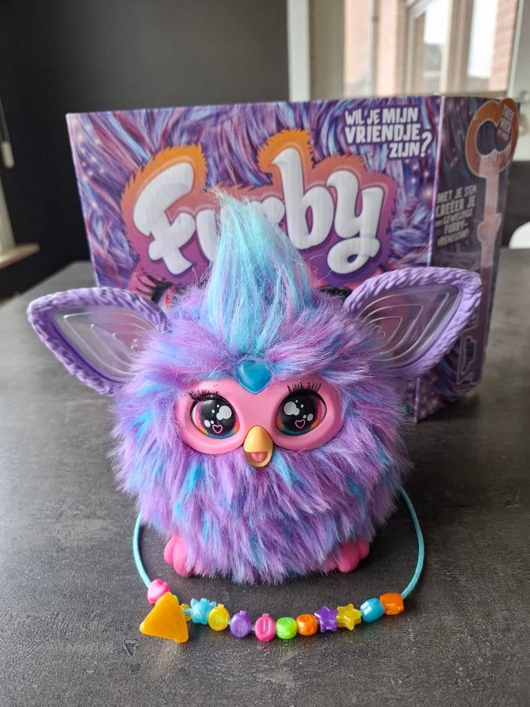 Furby Paars NL, Kinderen en Baby's, Speelgoed | Overig, Ophalen of Verzenden, Zo goed als nieuw, Meisje