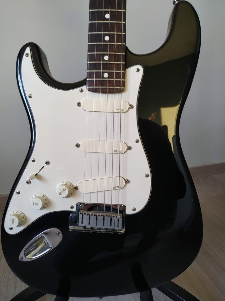 Fender Stratocaster USA 1993 Gaucher + EMG DG20 Gilmour, Enlèvement, Utilisé, Solid body, Fender