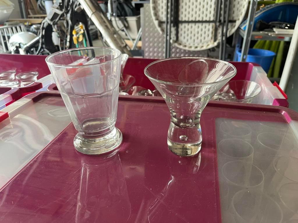 Cocktailglazen, Ophalen, Zo goed als nieuw