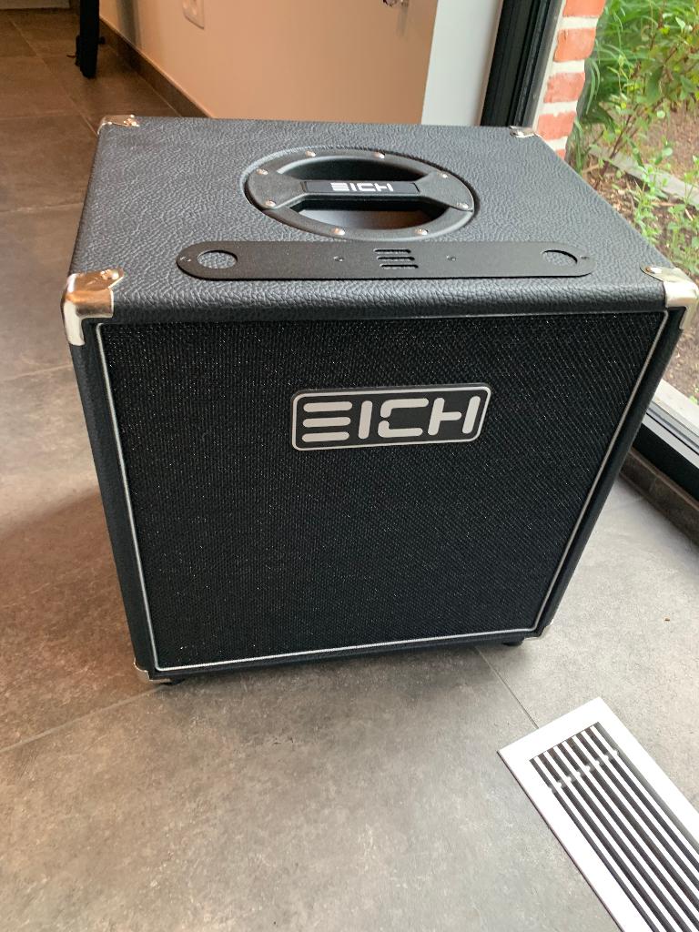 Bass cabinet Eich 112 XS + covers (2 stuks) quasi nieuw, Ophalen, Zo goed als nieuw, Basgitaar, 100 watt of meer