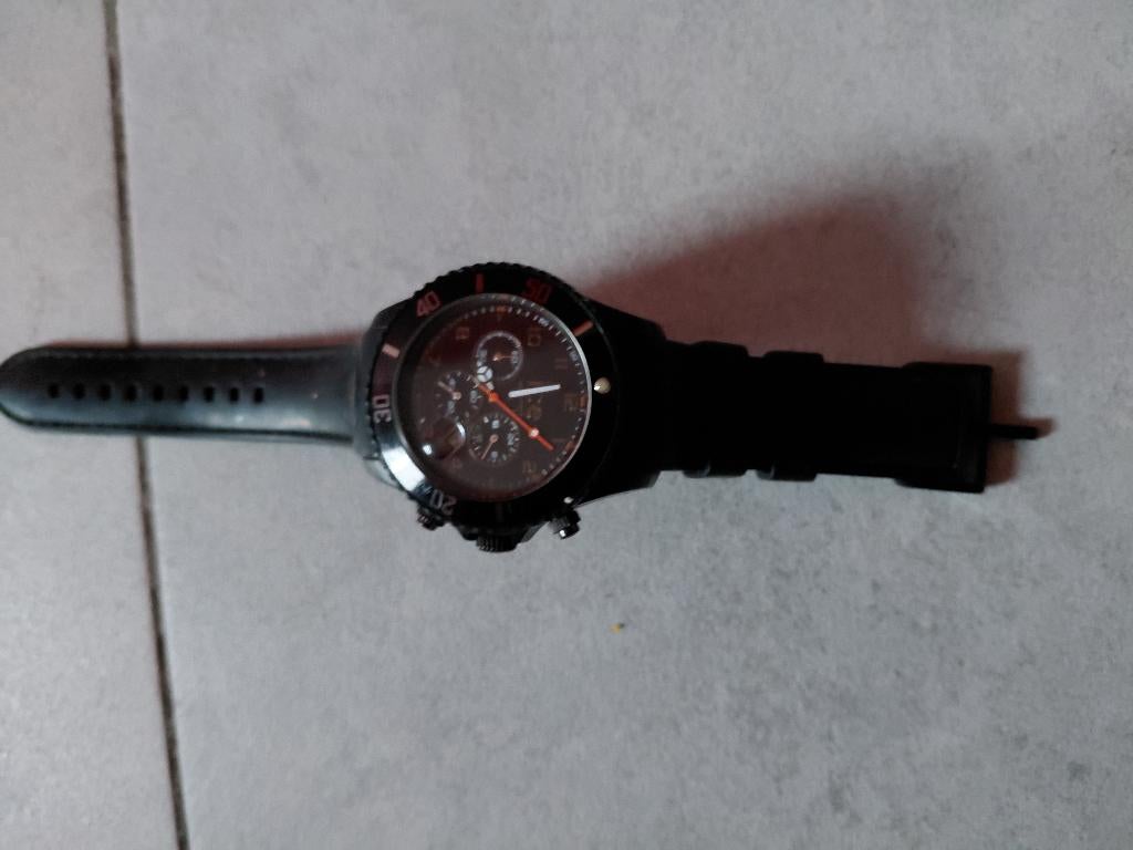 Ice watch, Handtassen en Accessoires, Horloges | Dames, Staal, Polshorloge, Kunststof, Zo goed als nieuw