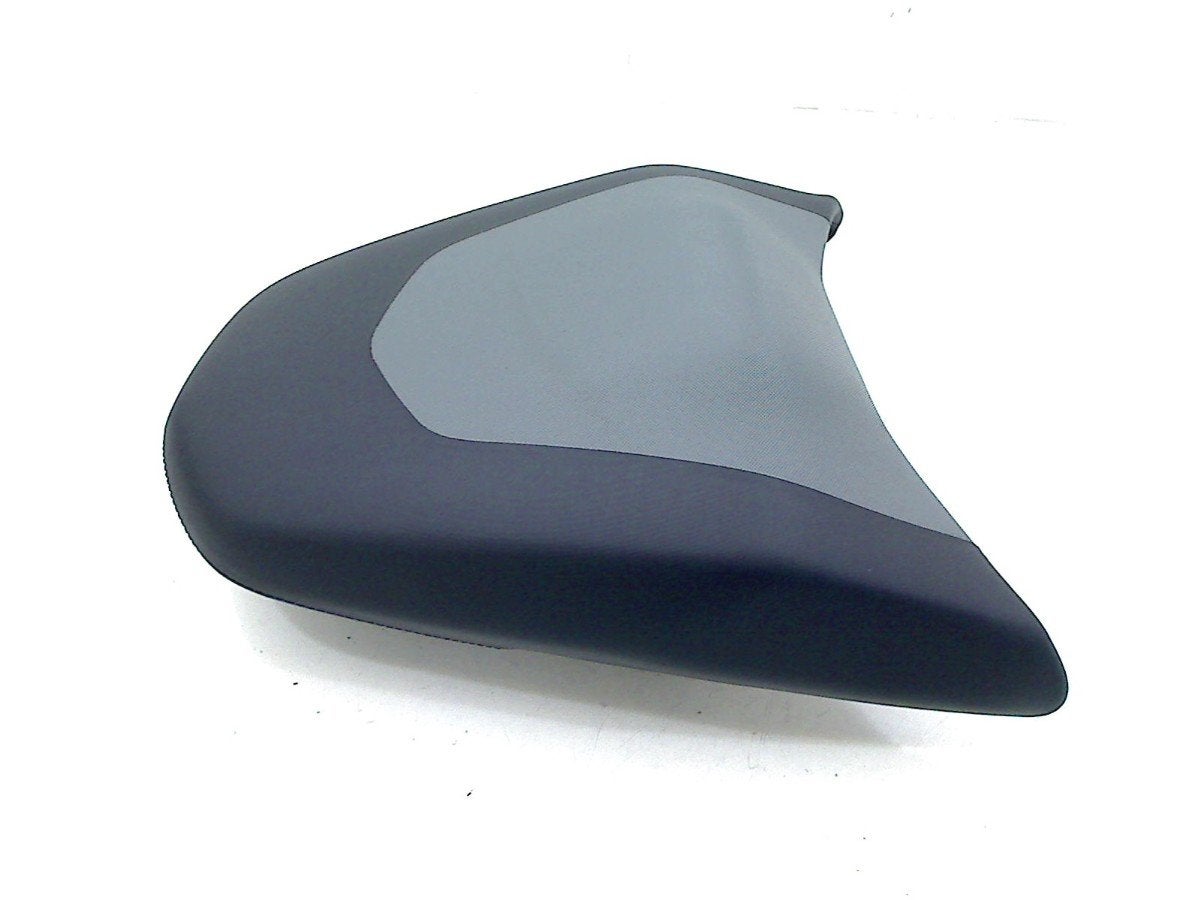 BUDDYSEAT ACHTER BMW R 1300 GS 2023- (R1300GS KA1), Dhr. S. di Majo, Gebruikt, Info@cama-motorparts.nl, P.J. Troelstraweg 8 8
3144 CX  MAASSLUIS, NL