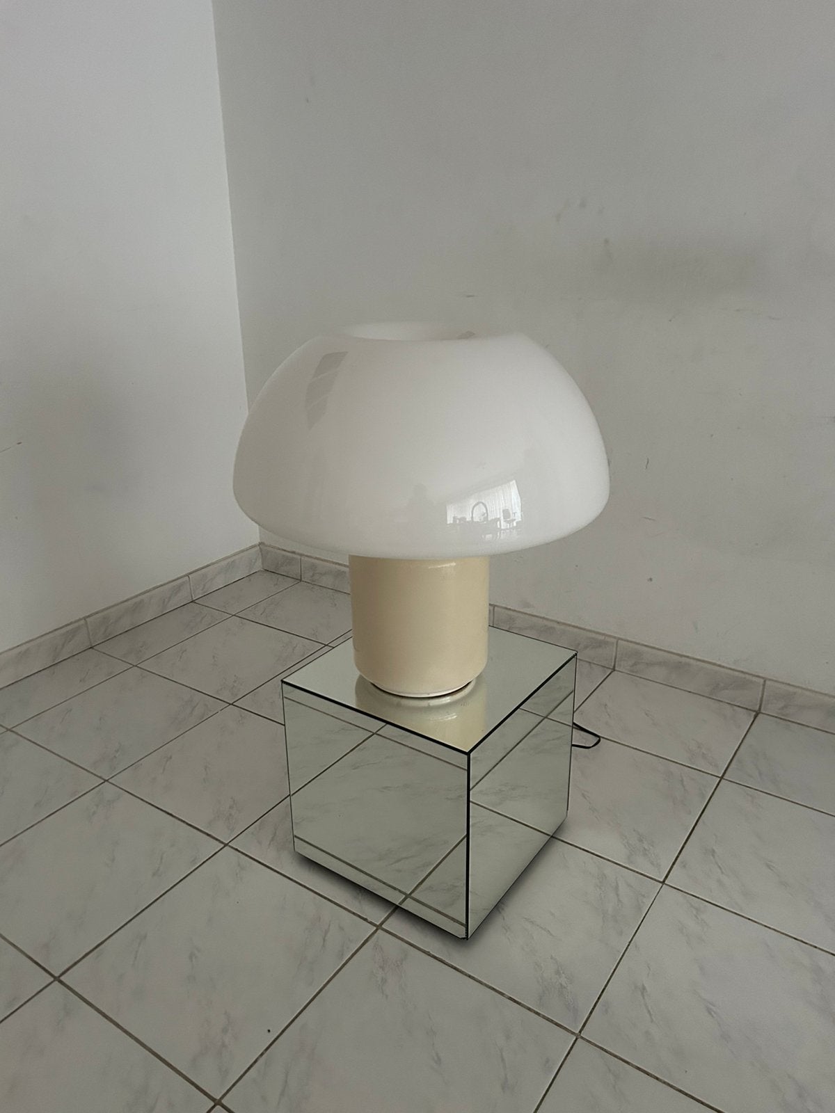Vintage Martinelli Luce mushroom lamp model 625, Maison & Meubles, Lampes | Lampes de table, Comme neuf, Synthétique, Métal, E27 (grand)