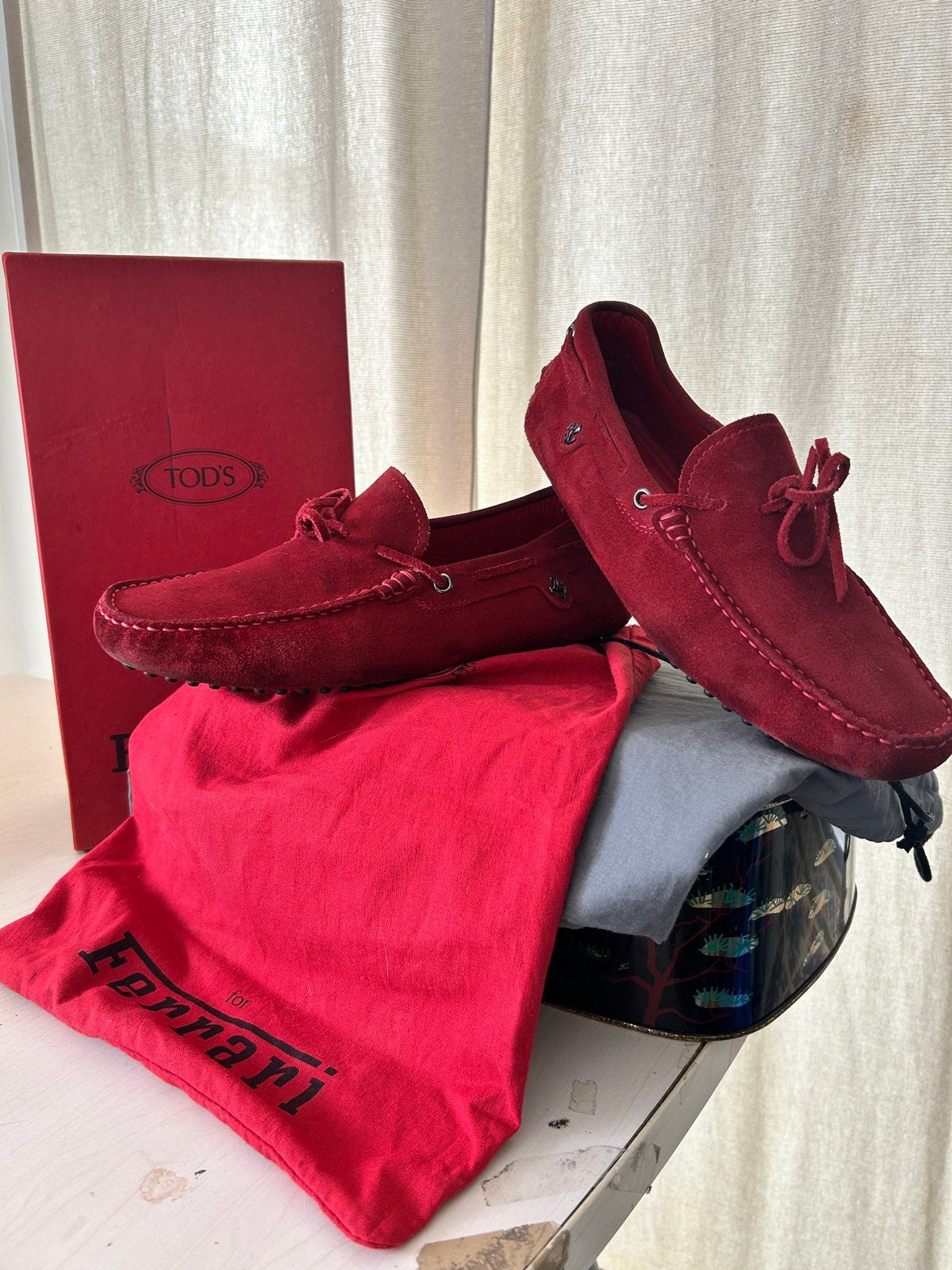 Tod's for Ferrari rode suède leren instappers 7 of 41, Kleding | Heren, Overige kleuren, Ophalen of Verzenden, Espadrilles of Moccasins