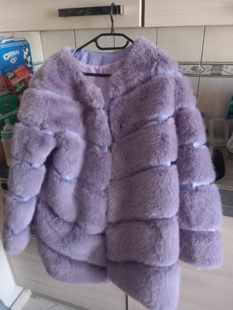 Veste épaisse en peluche violette, Enlèvement ou Envoi, Violet, Taille 42/44 (L), Neuf