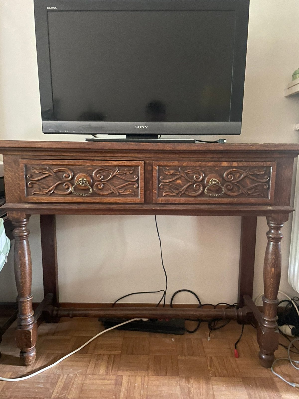 Antieke eiken sidetable / haltafel met 2 gesculpteerde laden, Ophalen of Verzenden, Zo goed als nieuw, Eikenhout