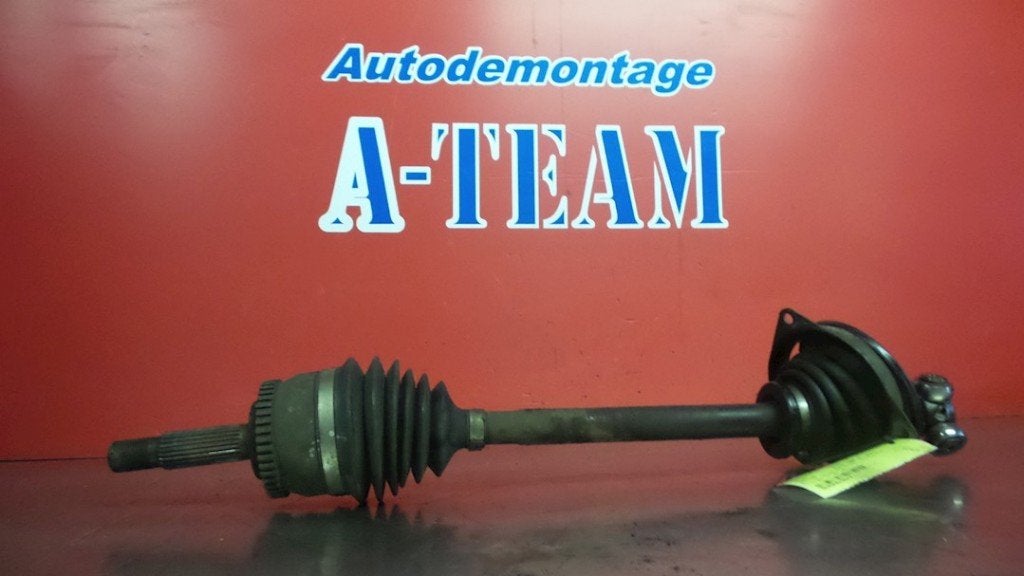 CARDAN AVANT GAUCHE (TRANSMISSION) Volvo V40 (VW), Info@volvocars.com, Volvo Car Germany GmbH, Siegburger Straße 229
50679  Köln, DE