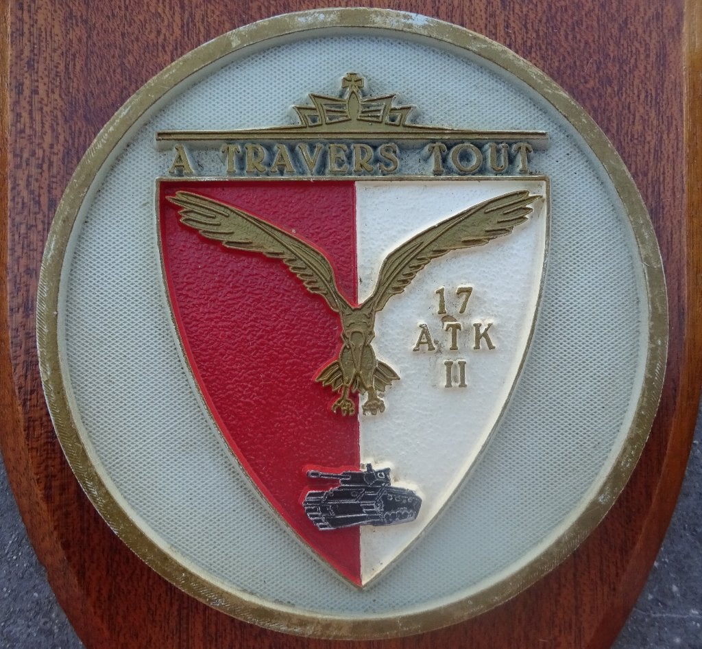 BELGIQUE: ARMEE BELGE / 17EME CIE ATK - INSIGNE CREST, Collections, Envoi, Armée de terre, Emblème ou Badge
