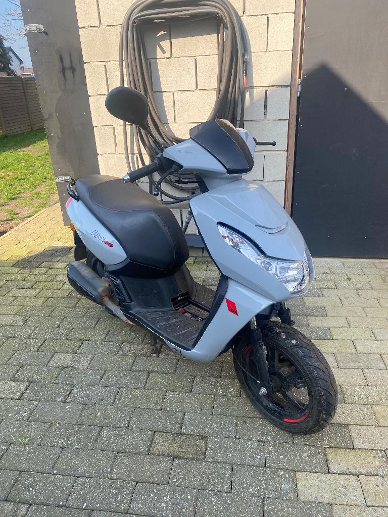 Peugeot kisbee, Autres modèles, Enlèvement, Utilisé, Classe A (25 km/h)