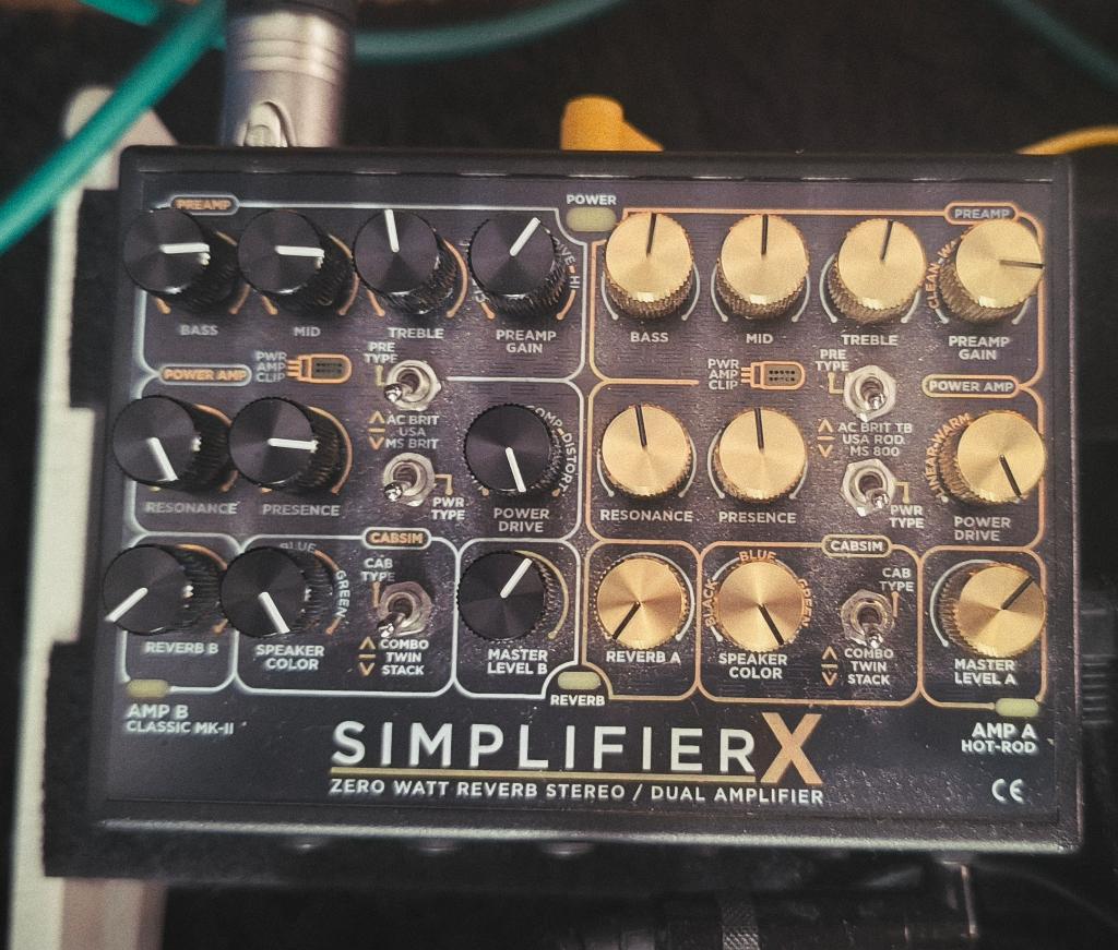 DSM & Humboldt Electronics Simplifier X, Musique & Instruments, Effets, Comme neuf, Distortion, Overdrive ou Fuzz, Reverb, Multi-effet