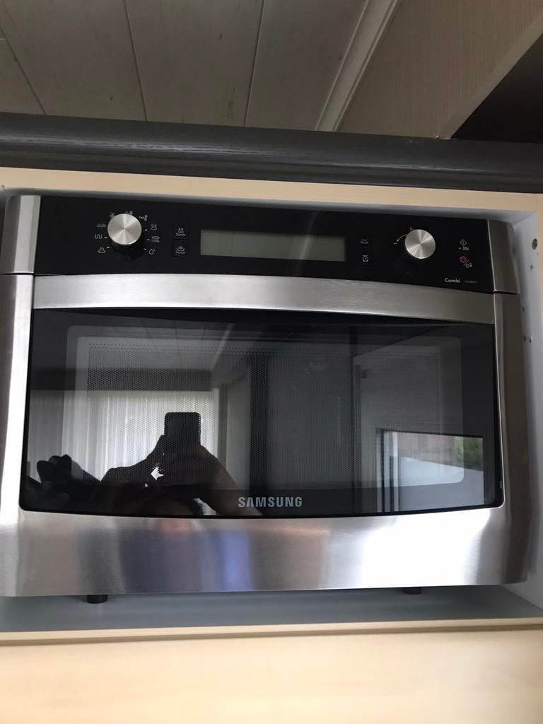 Samsung microgolf super goede, Elektronische apparatuur, Ophalen of Verzenden, Zo goed als nieuw