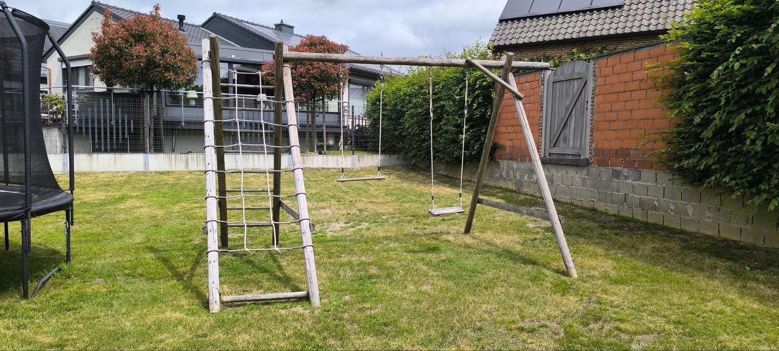 Schommel met klimrek en grond ankers, Ophalen, Gebruikt, Klimnet
