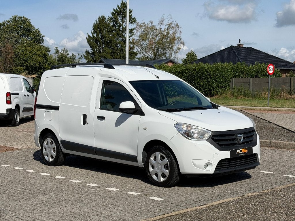 ✅Dacia Dokker Van 1.6i Airco/GARANTIE/Navi/Cruise/Trekh/2017, Dacia, 75 kW, Achat, 140 g/km