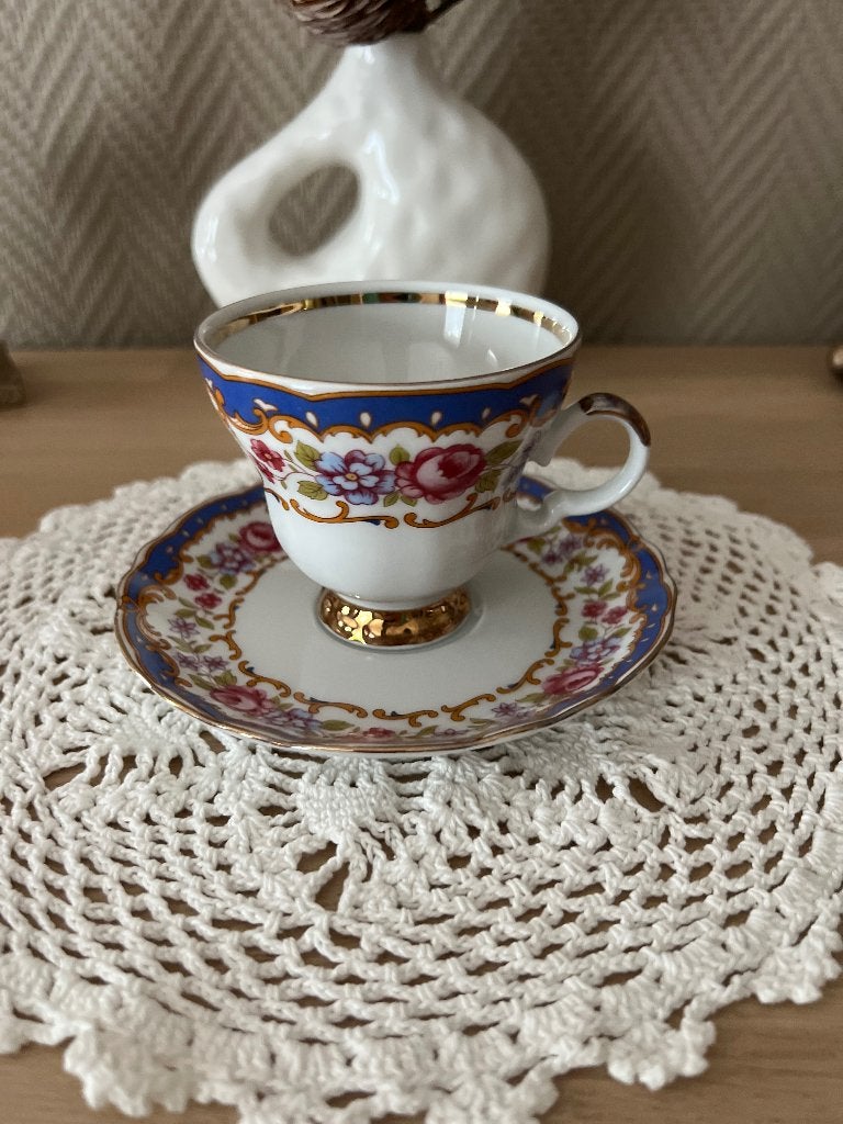 Tasse et soucoupe vintage Winterling Bavaria – Porcelaine, Enlèvement ou Envoi, Utilisé, Porcelaine, Tasse et/ou soucoupe