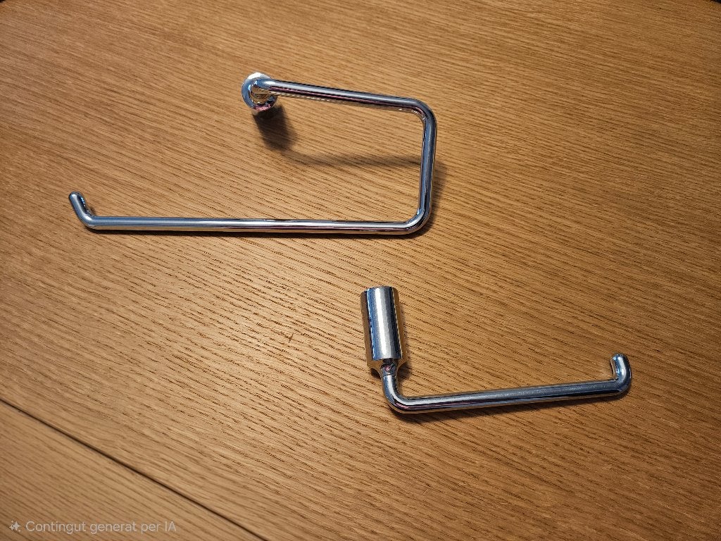 Handdoekhouder van roestvrij staal, Ophalen, Zo goed als nieuw, Overige kleuren, Handdoekenrek