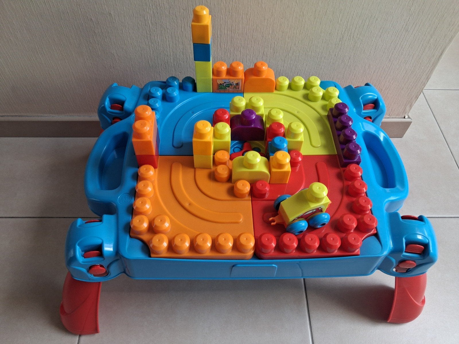 Blokkentafel. Nieuwprijs €49, te koop voor €10, Kinderen en Baby's, Ophalen, Zo goed als nieuw