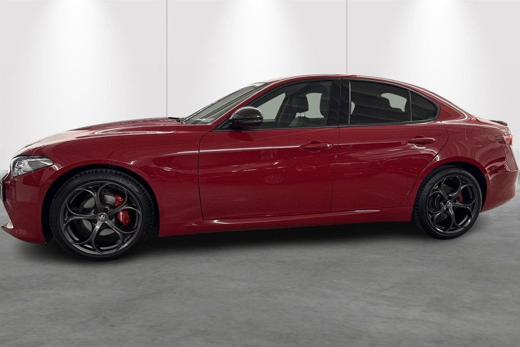 Alfa Romeo Giulia 2.0 TB 200 Atx Sprint AUTO + QV VELGEN +VE, Auto's, Alfa Romeo, Automaat, 4 cilinders, https://public.car-pass.be/vhr/d52cc172-1cdb-44d0-a32d-11356490ab54
