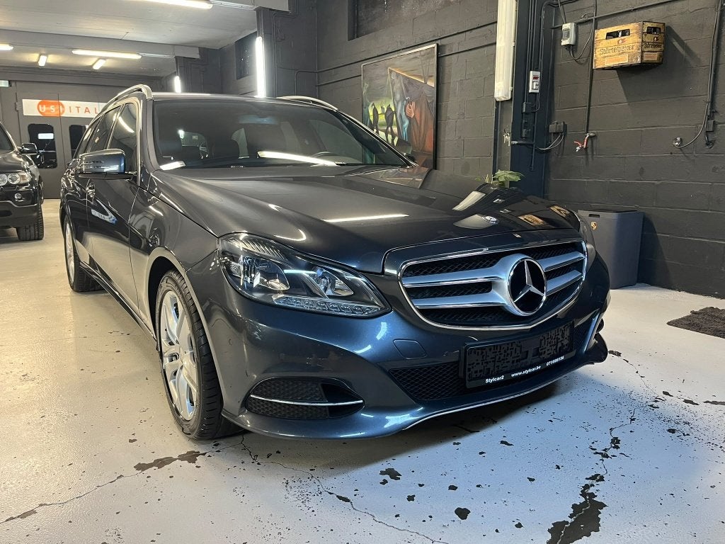 MERCEDES CLASSE E 200 **AVANTGARDE** 12 MOIS DE GARANTIE, Autos, 100 kW, Argent ou Gris, Euro 6, Entreprise