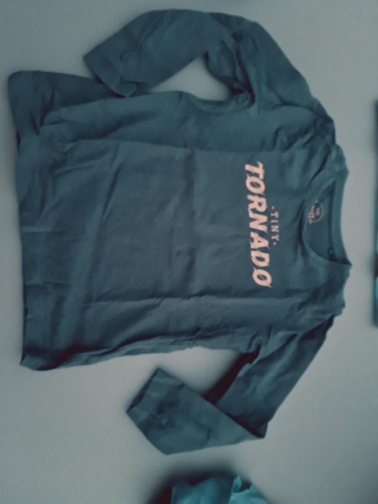 blauwe polo, pull, trui, longsleef, Tornado, Besties, 110, Enfants & Bébés, Vêtements enfant | Taille 110, Enlèvement, Comme neuf