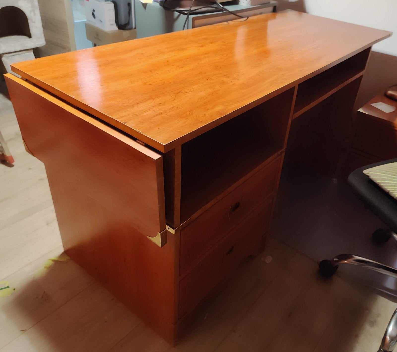 Bureau Gautier, Enlèvement