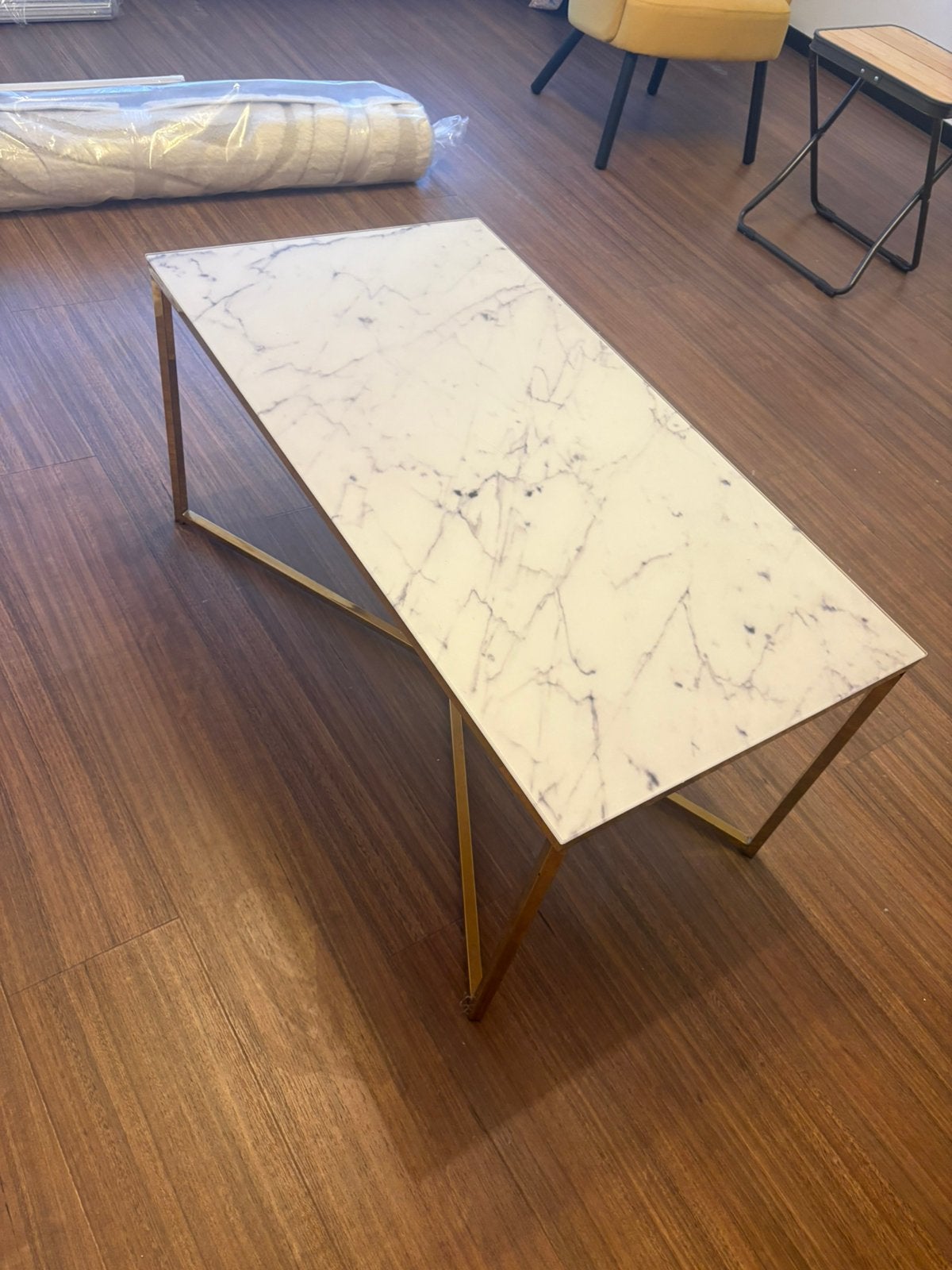 Table salon, Maison & Meubles, Enlèvement ou Envoi, Comme neuf