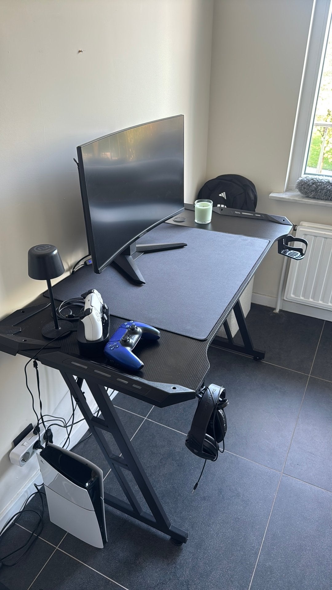 Bureau, Ophalen, Zo goed als nieuw