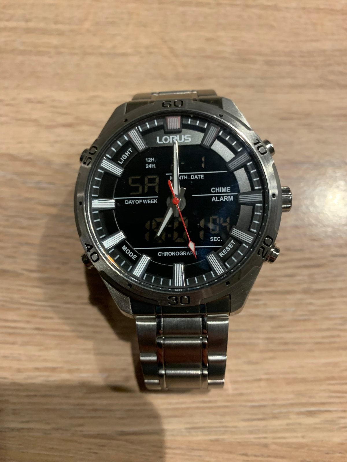 Montre LORUS SEIKO pour homme, Bijoux, Sacs & Beauté, Montres | Hommes, Enlèvement ou Envoi, Comme neuf, Seiko