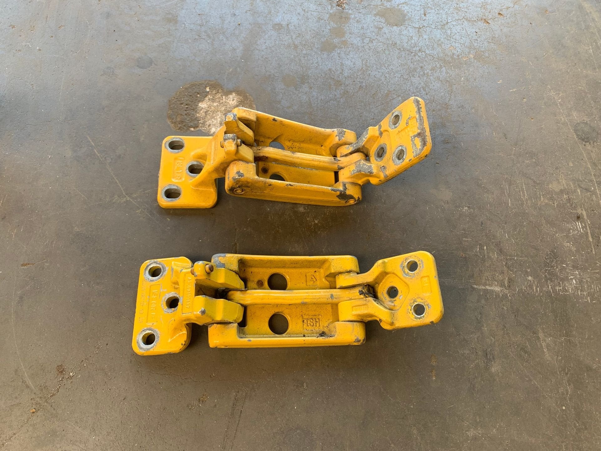 mercedes sprinter 906 achterdeur scharnier 270gr a906740337, Gebruikt, -, Deur, Ophalen of Verzenden