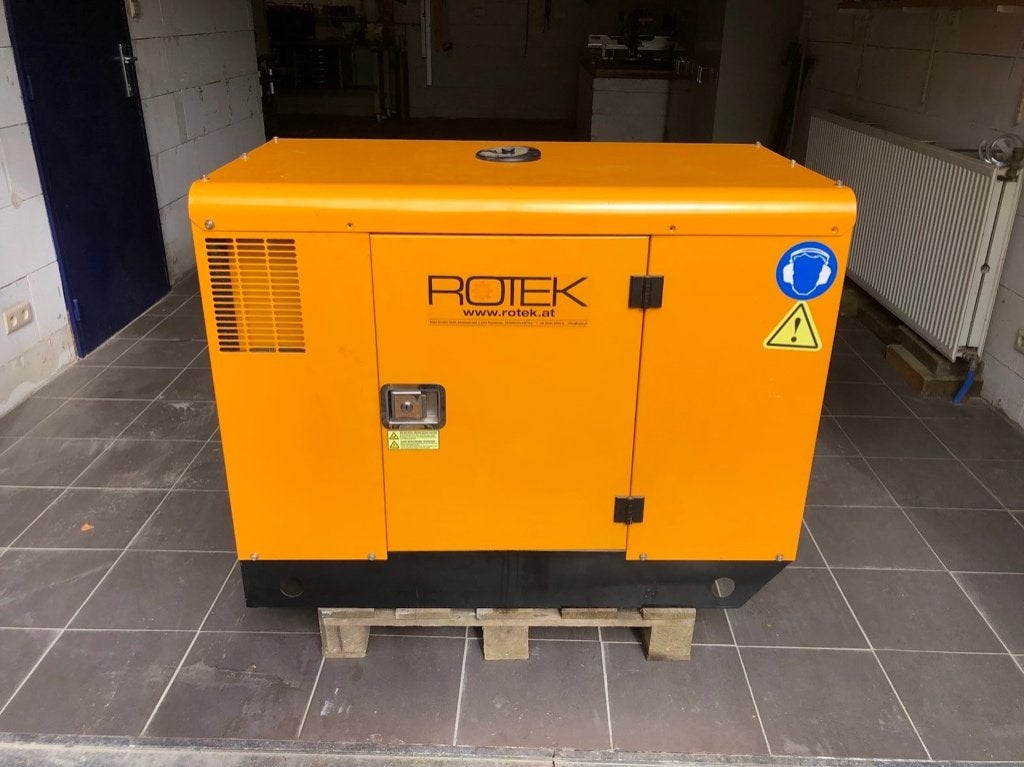 Stroomgroep diesel, Bricolage & Construction, Générateurs, Neuf, 10 à 30 kVA, Démarrage électrique, Enlèvement