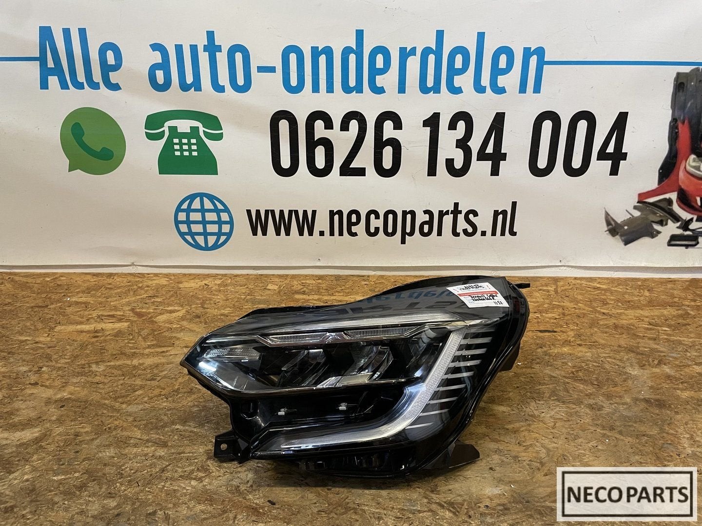 RENAULT CAPTUR VOL LED KOPLAMP LINKS ORIGINEEL 260600666R, Auto-onderdelen, Gebruikt, -, Renault, -