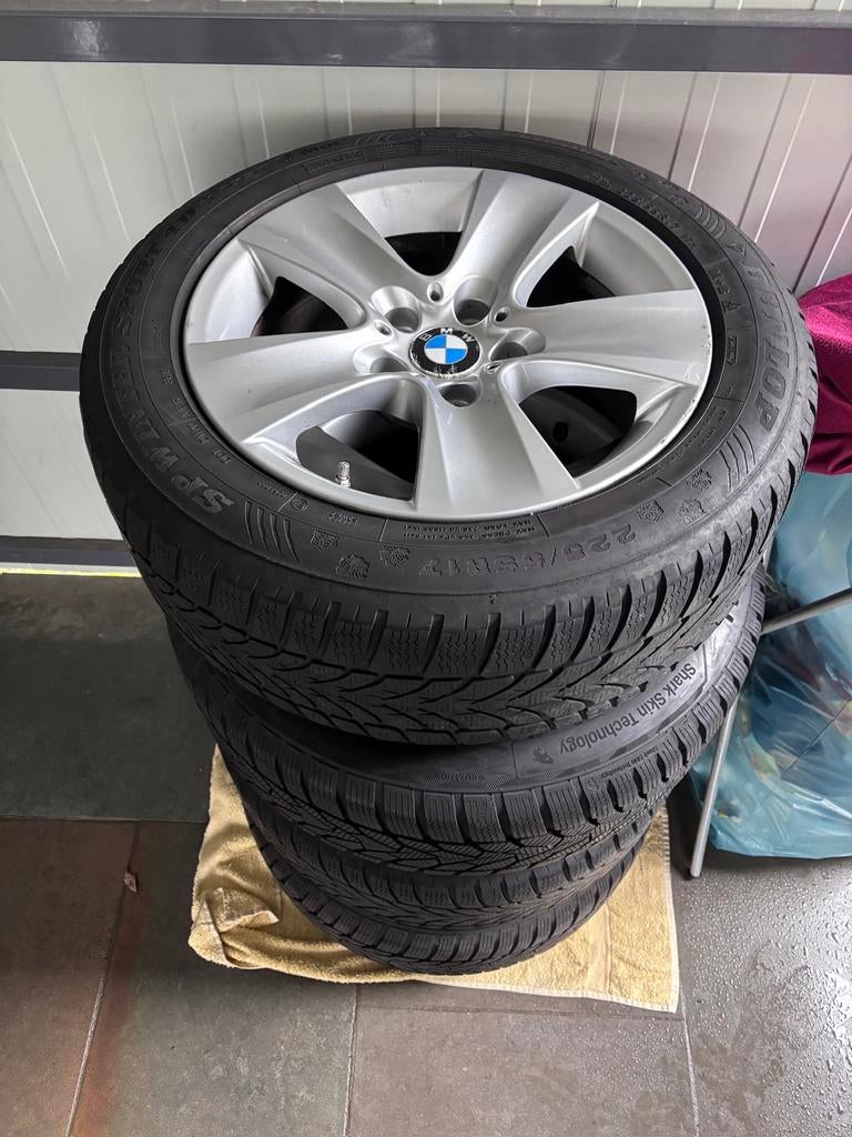 BMW velgen 17” 225/55 met winterbanden, Auto-onderdelen, Banden en Velgen, Ophalen, Gebruikt, Banden en Velgen, 17 inch