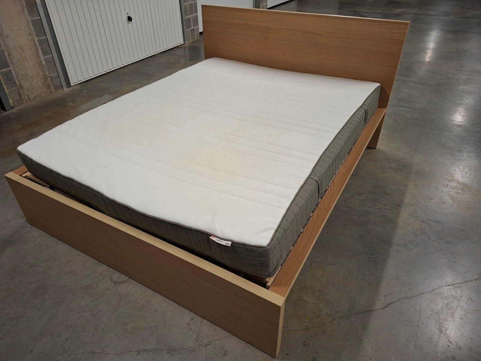 Dubbel bed incl. Matras 2m x 1,6m, Antiek en Kunst, Ophalen
