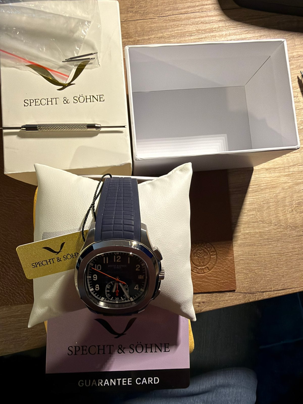Specht & Söhn qurtz, Bijoux, Sacs & Beauté, Montre-bracelet, Autres marques, Enlèvement ou Envoi, Autres matériaux