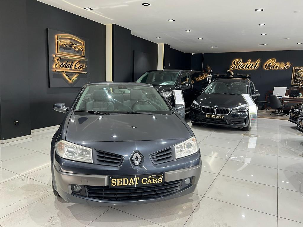 Renault Megane 1.6 BENZİNE, Auto's, Renault, Bedrijf, Te koop, Mégane, ABS, Airconditioning, Automatische klimaatregeling, Centrale vergrendeling