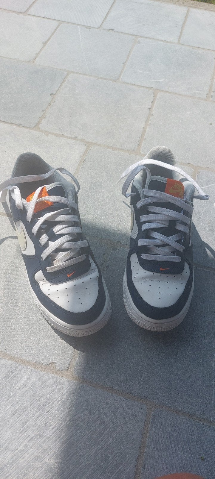 Nike schoen 37, Ophalen