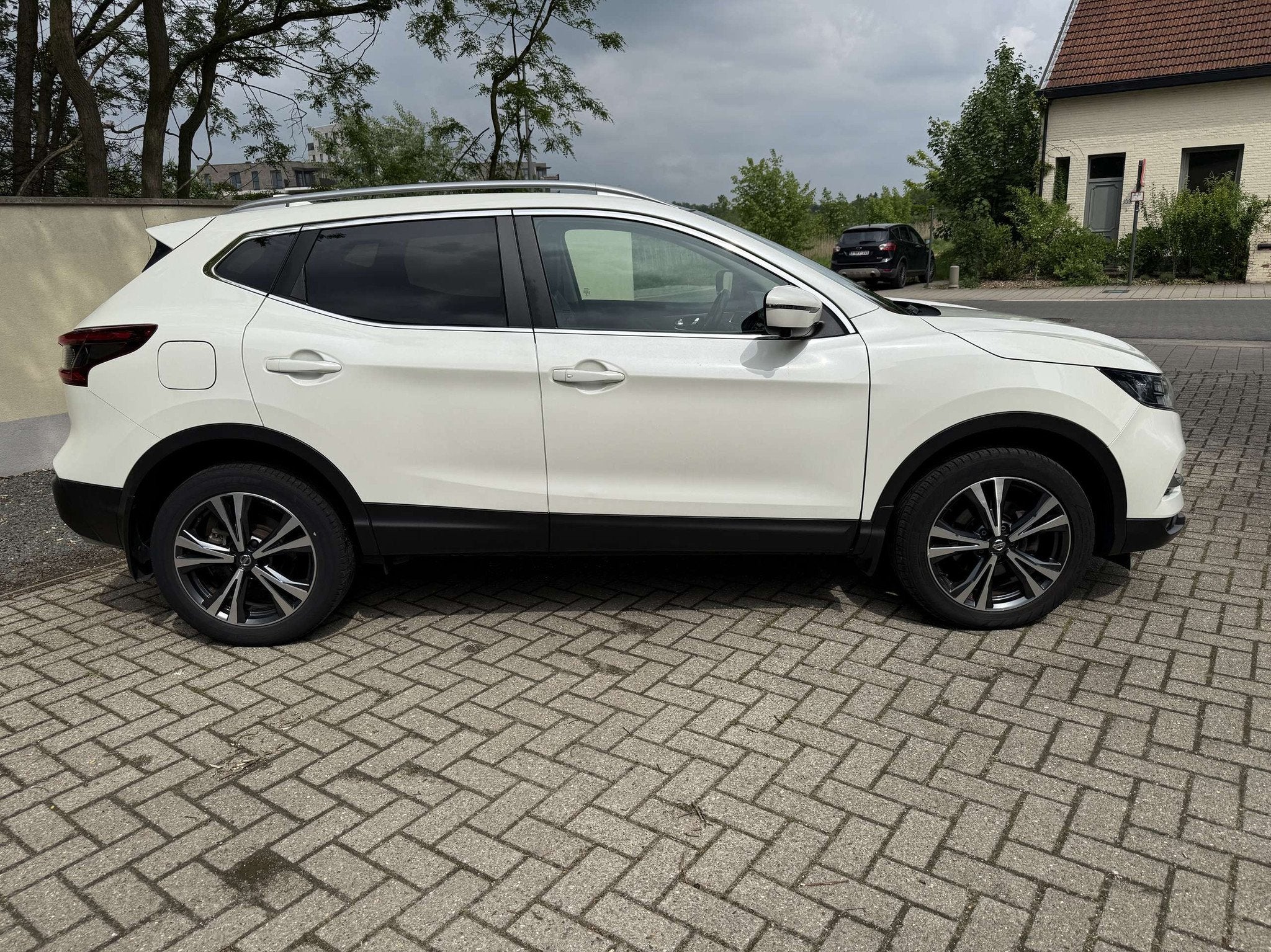 Nissan QASHQAI 1.2 DIG-T Tekna Xtronic / Leder / Pano / Aut, Autos, Nissan, Euro 6, Entreprise, 116 ch, Noir