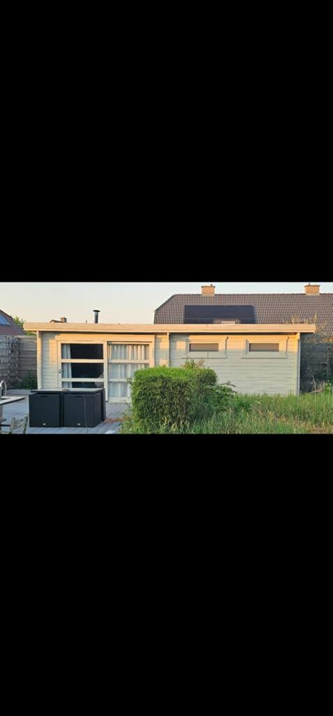 Poolhouse met sauna te koop, Ophalen, Gebruikt
