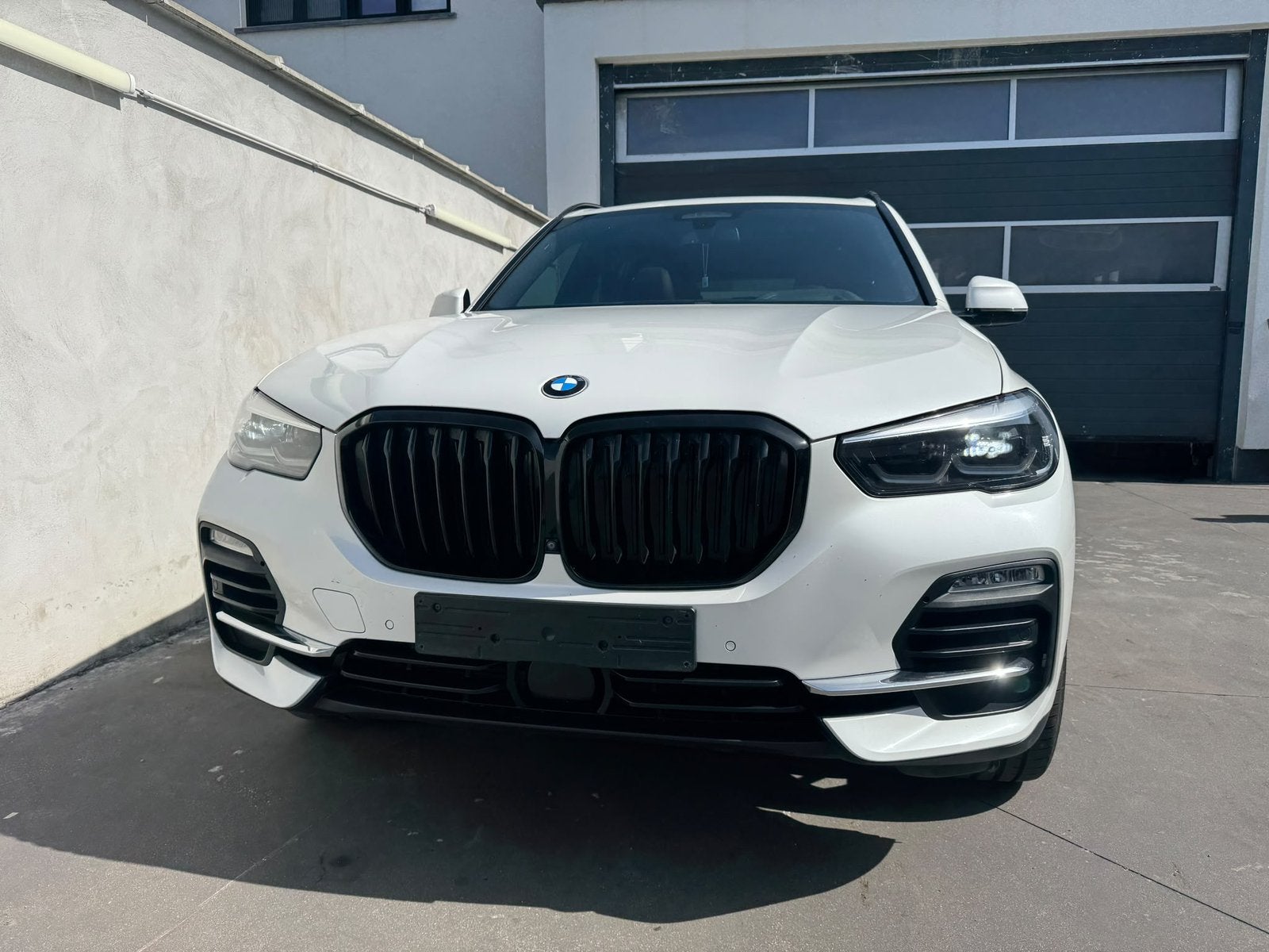 Bmw X5 3.0 I Hybride, Automaat, Bedrijf, Hybride Elektrisch/Benzine, https://public.car-pass.be/nl/particulieren