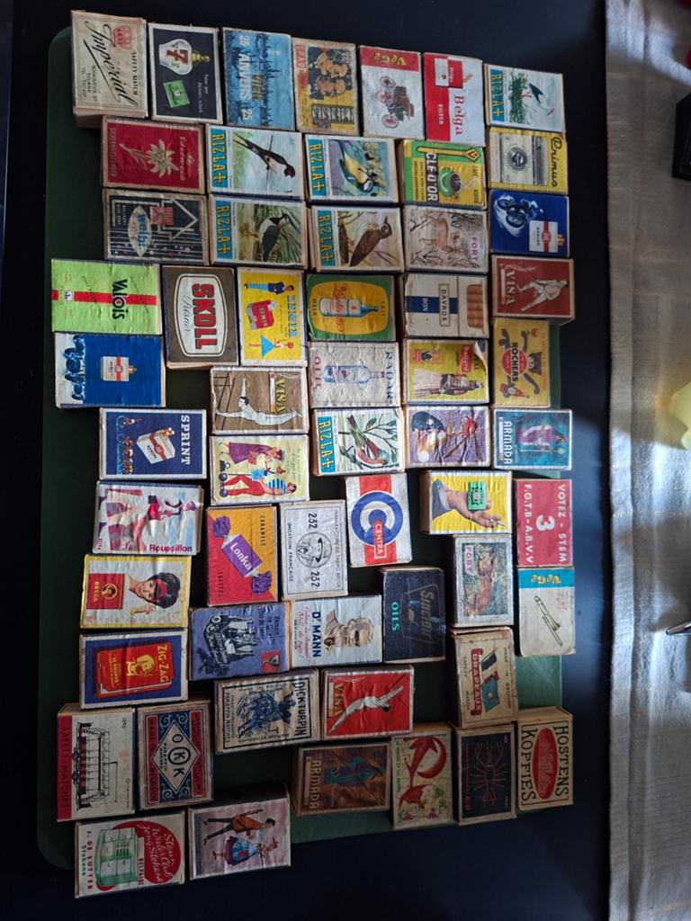 Lot de boîtes d allumettes vintage, Collections, Enlèvement ou Envoi