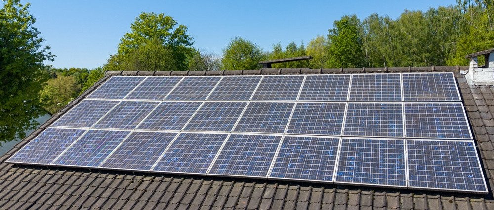 24 zonnepanelen (160wp) + omvormer, Ophalen, Zo goed als nieuw