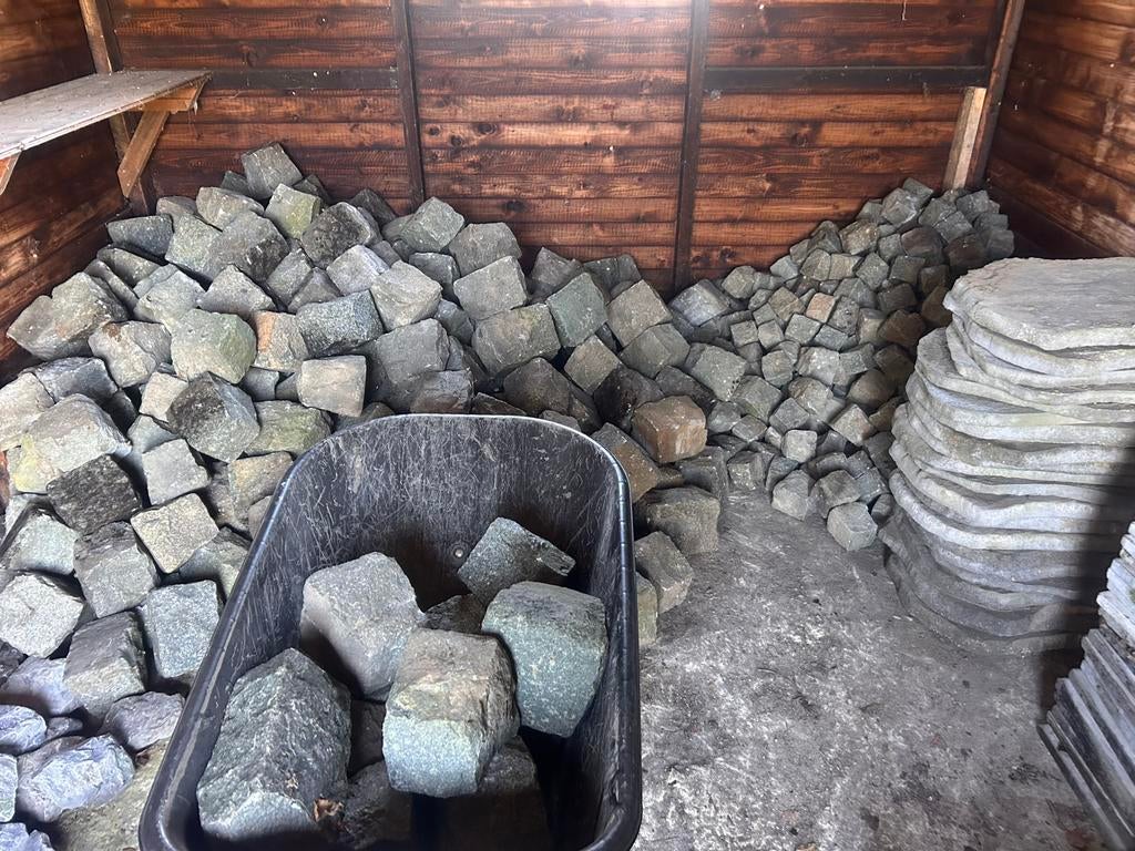 Kasseien porfier, Tuin en Terras, Ophalen, Zo goed als nieuw