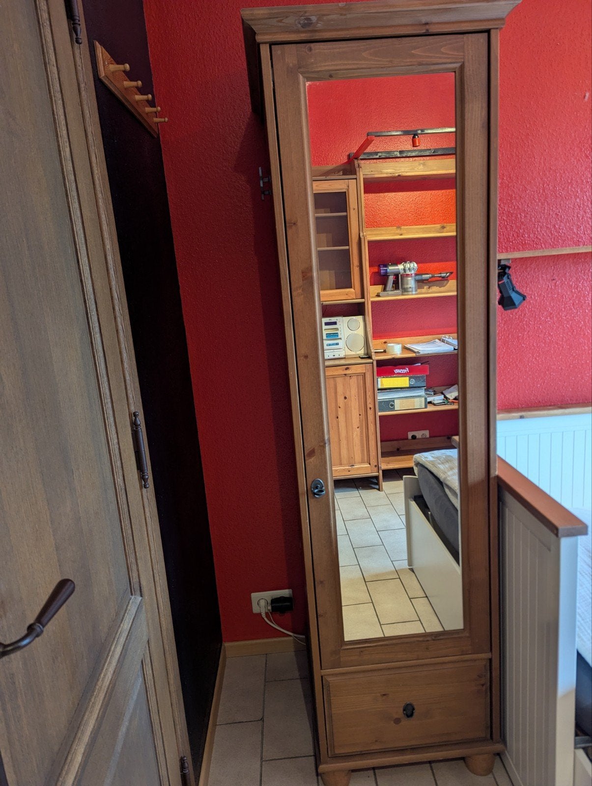 Garde-robe IKEA + miroir + éclairage intérieur, Huis en Inrichting, Ophalen, Gebruikt, Grenenhout, 50 tot 100 cm